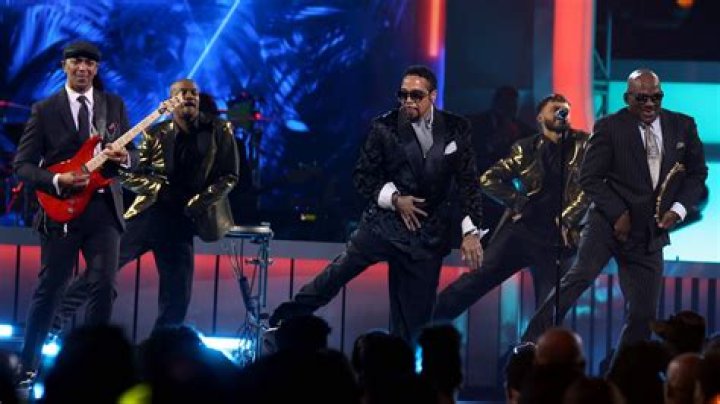 Nick Cannon Takes Center Stage As Host Of Soul Train Awards | Music And Entertainment News